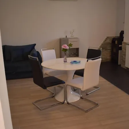 Dodo Apartment