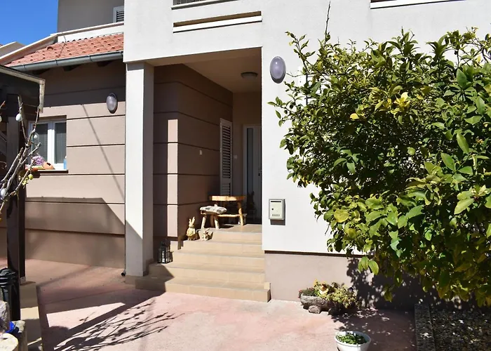 Dodo דירה זאדאר